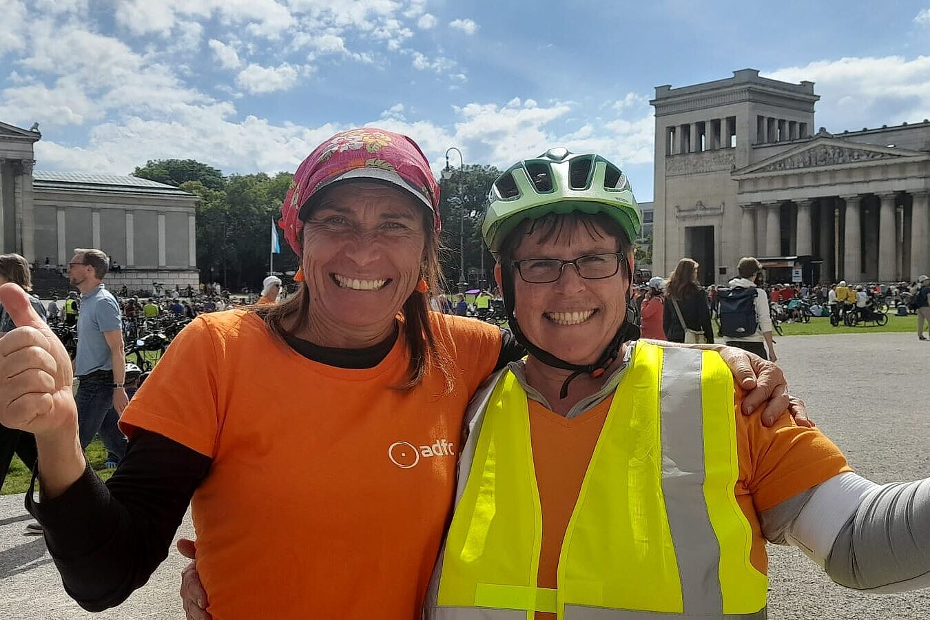 Danke an Petra & Monika, unsere Chefinnen, die uns mit viel Herzblut geführt haben
